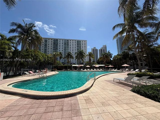 3 of 25 - 19380 Collins Avenue #ph-11, Sunny Isles Beach, FL