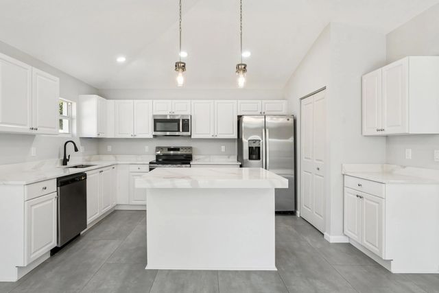 4 of 33 - 5232 Se 55th Terrace, Stuart, FL