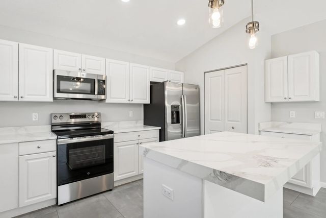 5 of 33 - 5232 Se 55th Terrace, Stuart, FL