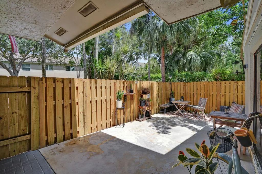 734 Nw 132nd Terrace, Plantation