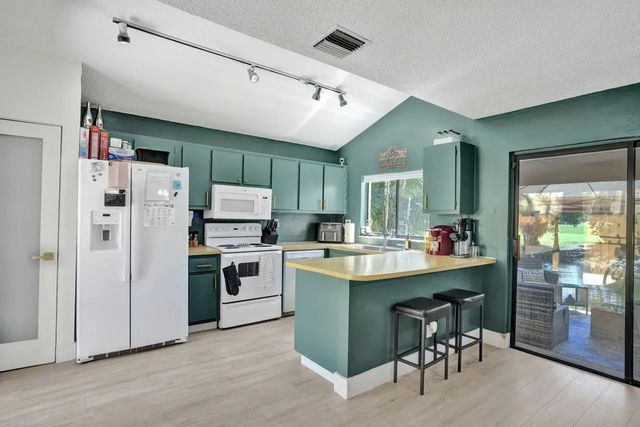 4 of 29 - 734 Nw 132nd Terrace, Plantation, FL