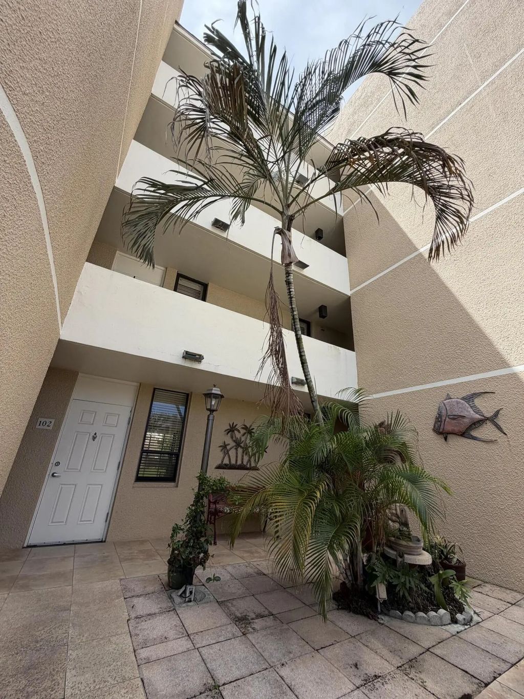 3452 Ne Causeway Boulevard #102, Hutchinson Island