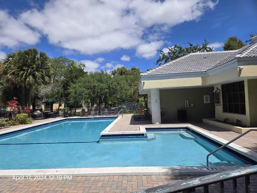 2445 Sw 18th Terrace #1120, Fort Lauderdale