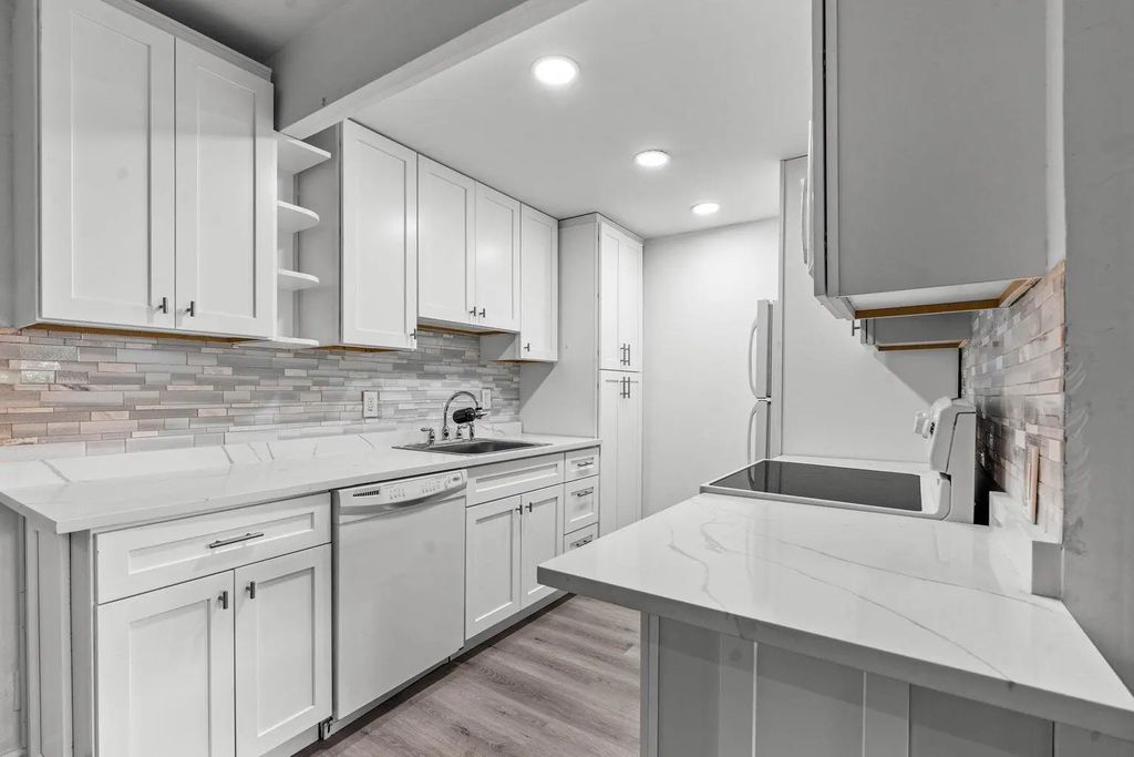 1038 Cambridge B, Deerfield Beach