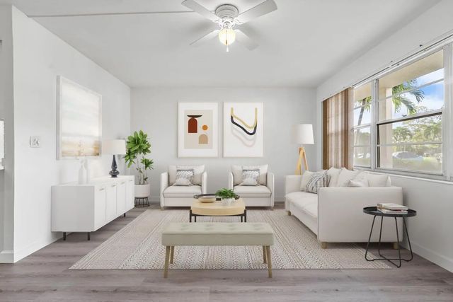 5 of 17 - 1038 Cambridge B, Deerfield Beach, FL