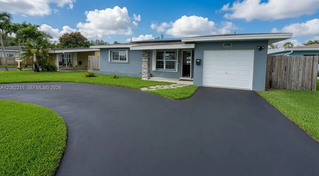 3 of 22 - 934 N 32nd Avenue, Hollywood, FL