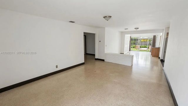 4 of 22 - 934 N 32nd Avenue, Hollywood, FL