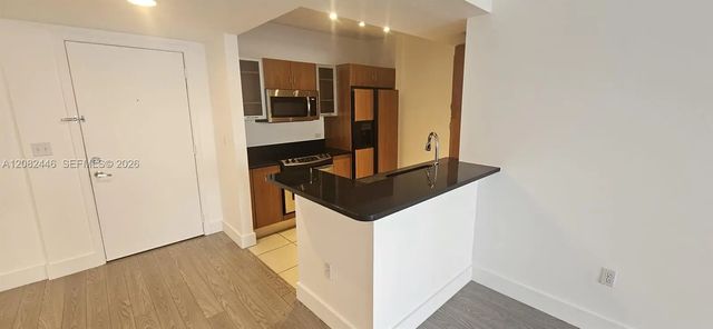 2775 Ne 187th Street #424, Aventura