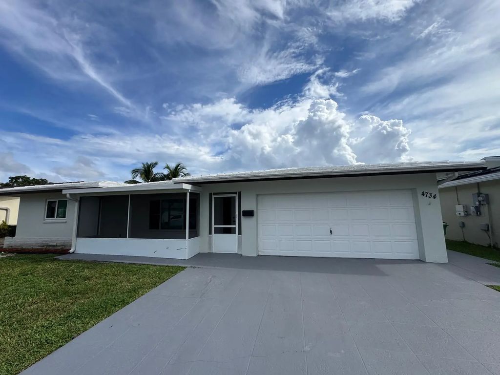 4734 Nw 49th Court, Tamarac