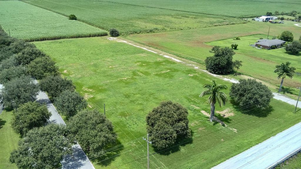 38039 Congleton Drive, Belle Glade
