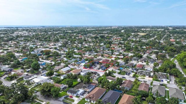 1000 W Lakewood Road, West Palm Beach