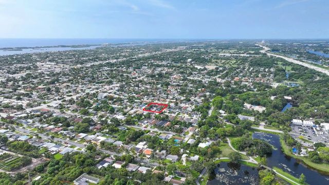 5 of 12 - 1000 W Lakewood Road, West Palm Beach, FL