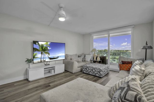 3 of 24 - 2639 N Riverside Drive #505, Pompano Beach, FL