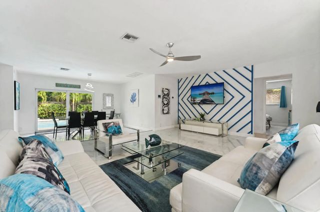3 of 25 - 1243 Garfield Street, Hollywood, FL