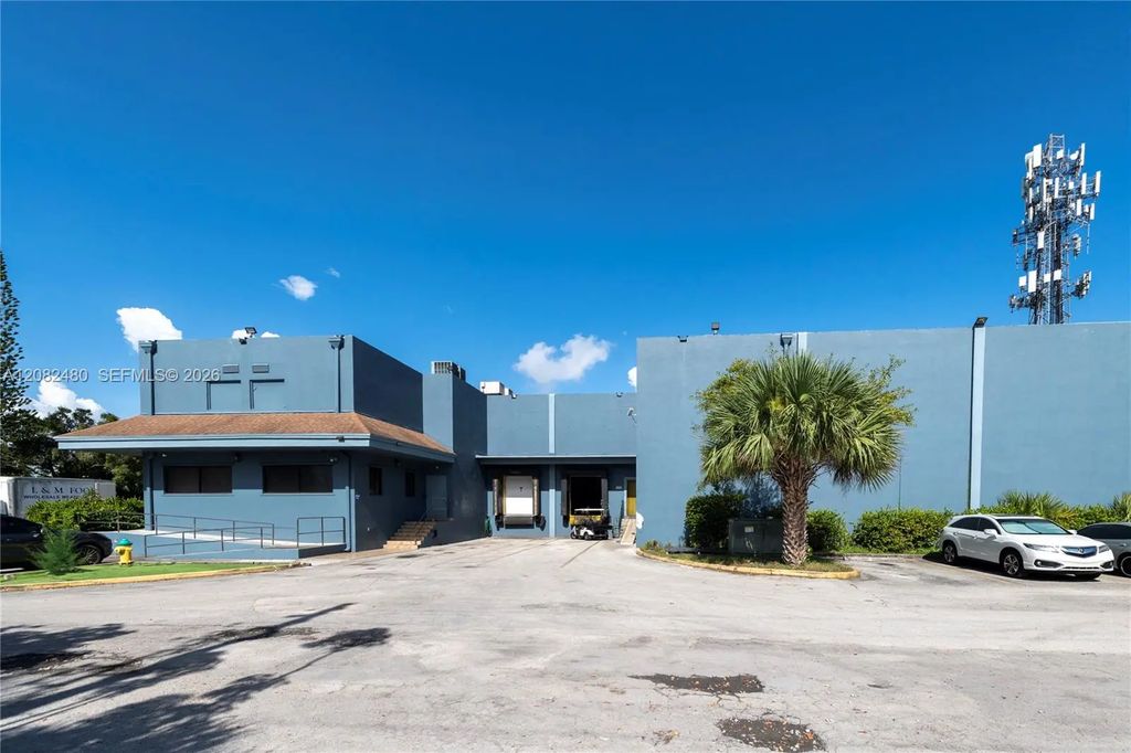 6575 Nova Drive, Davie