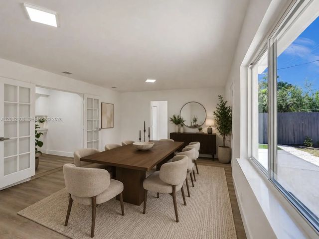 4 of 22 - 1609 Nw 7th Terrace, Fort Lauderdale, FL