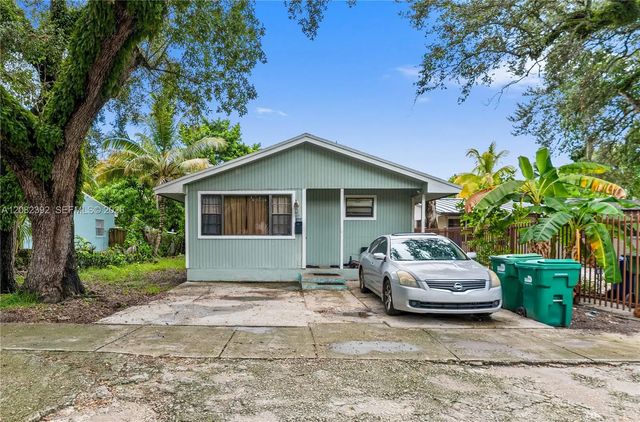 1885 Nw 113th Terrace, Miami