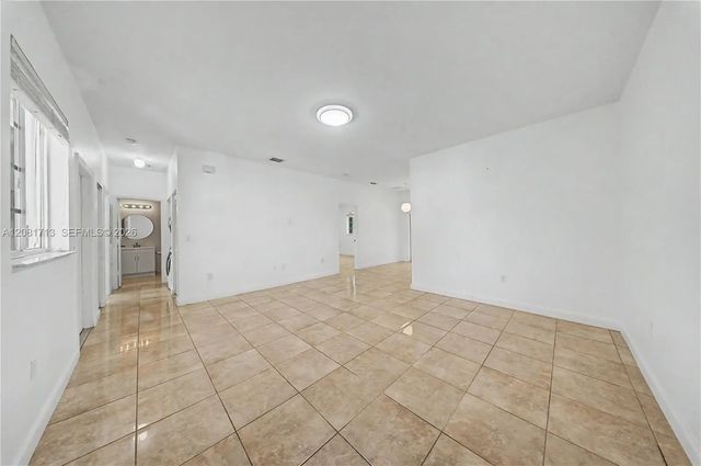 3 of 25 - 2630 Ne 3rd Drive #202, Homestead, FL