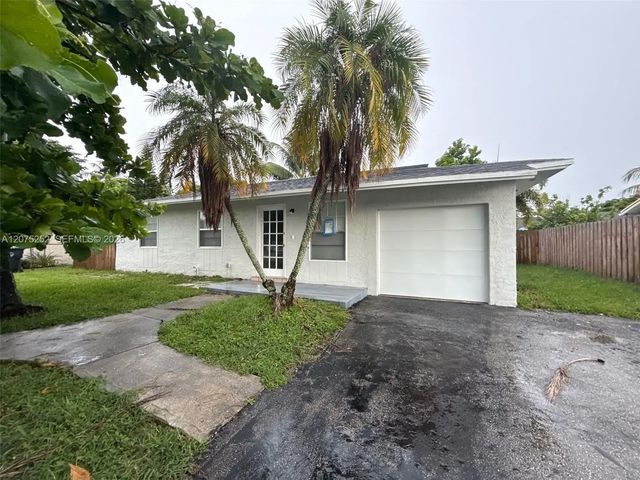 8220 Sw 6th Street, North Lauderdale