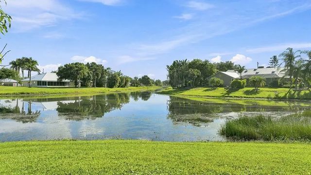 4 of 63 - 1863 Se Bowie Street, Port St. Lucie, FL