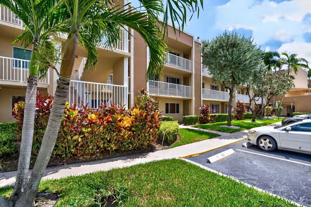 7348 N Devon Drive #203, Tamarac