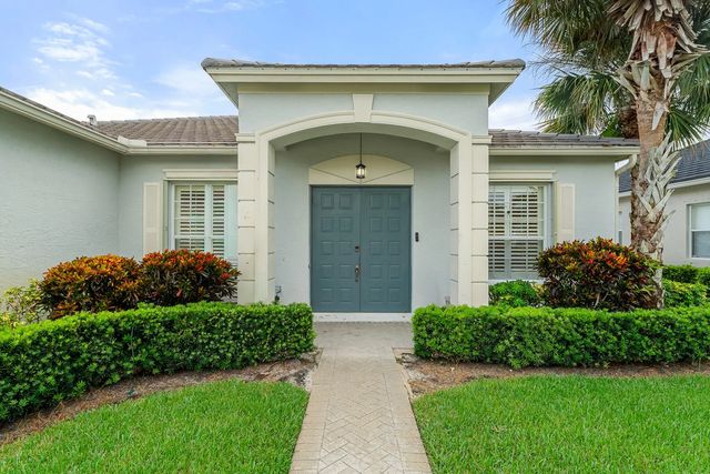 2 of 56 - 531 Sw Lake Manatee Way, Port St. Lucie, FL