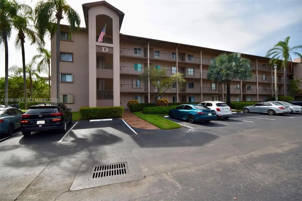 1650 Sw 124th Terrace #102d, Pembroke Pines