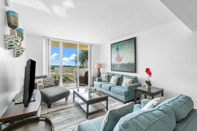 3 of 33 - 350 N Federal Highway #apt 606, Boynton Beach, FL