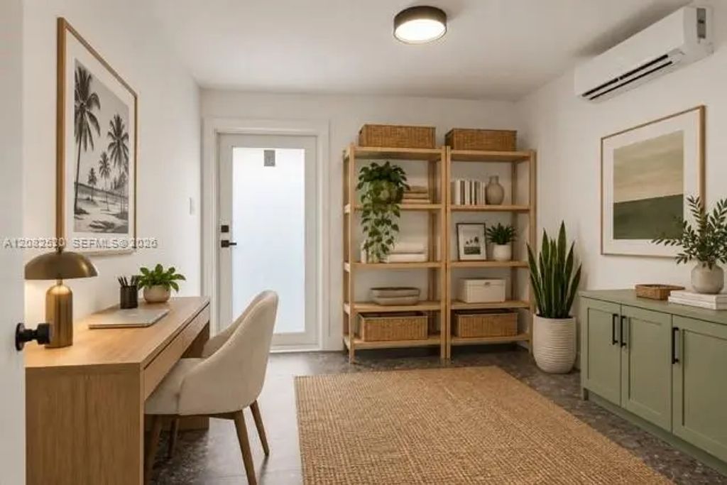 1085 Ne 34th Street #3, Oakland Park