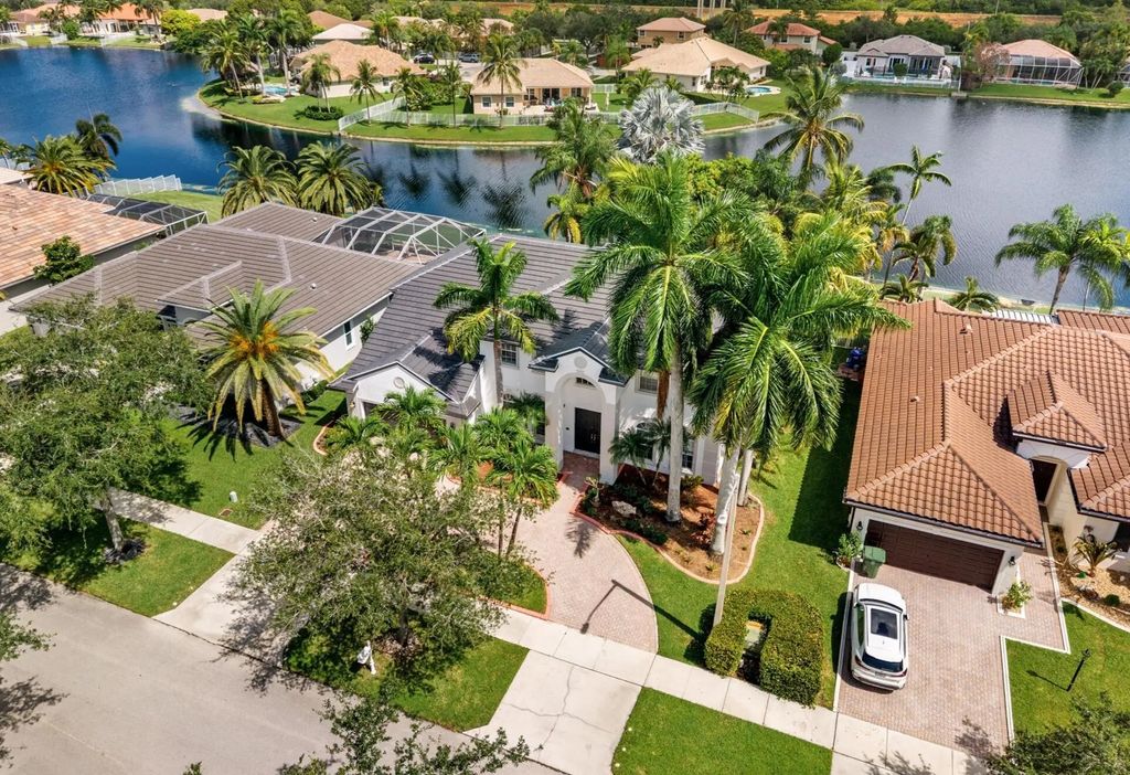 16363 Segovia Circle S, Pembroke Pines