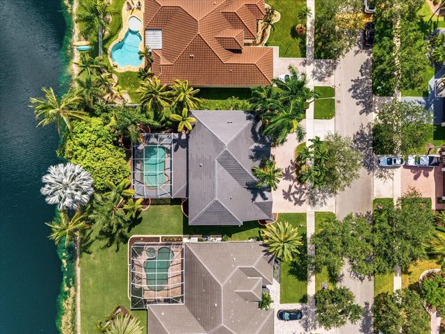 5 of 63 - 16363 Segovia Circle S, Pembroke Pines, FL