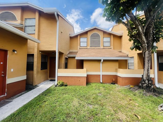 2491 Nw 56th Avenue #103, Lauderhill