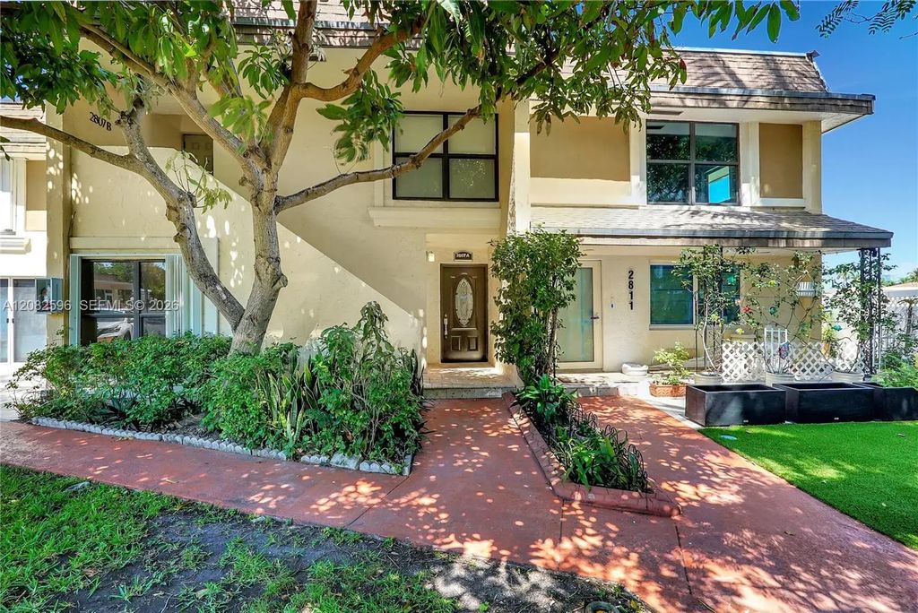 2807 Ne 164th Street #2, North Miami Beach