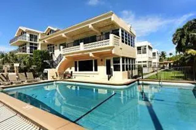 308 Inlet Way #3, Palm Beach Shores