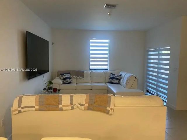 3 of 5 - 13101 Sw 286th Way, Homestead, FL