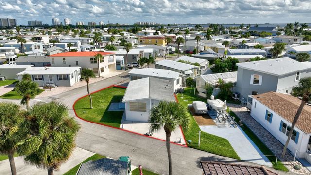 3 of 39 - 217 Nettles Boulevard, Jensen Beach, FL