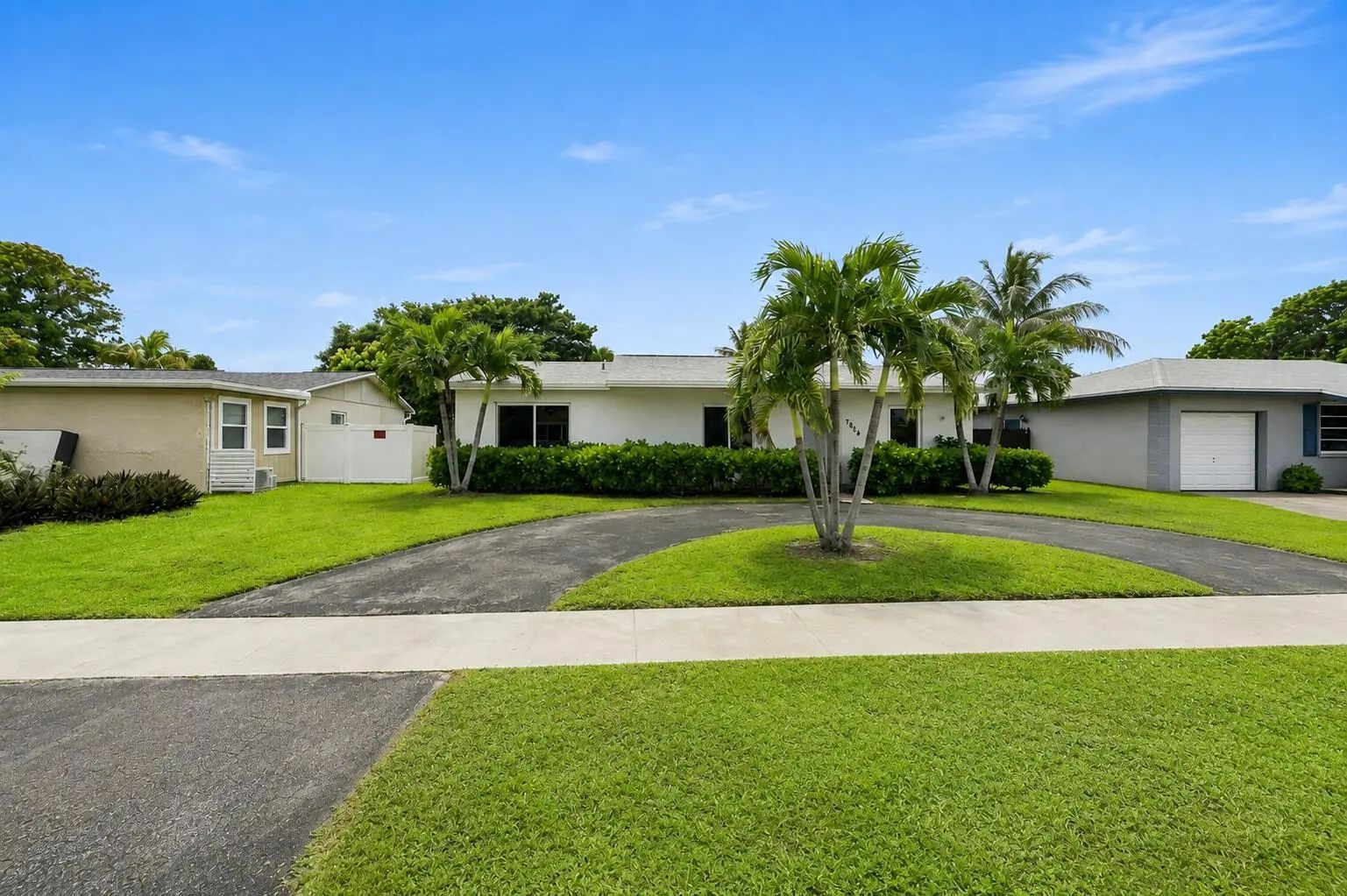 7804 Sw 6th Court, North Lauderdale