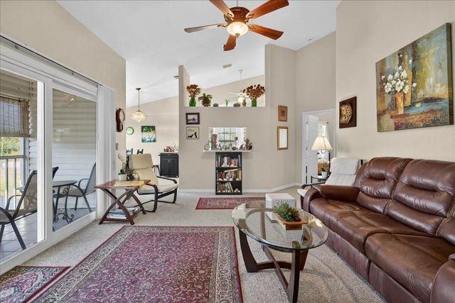 4 of 36 - 1810 Waterford Drive #6, Vero Beach, FL