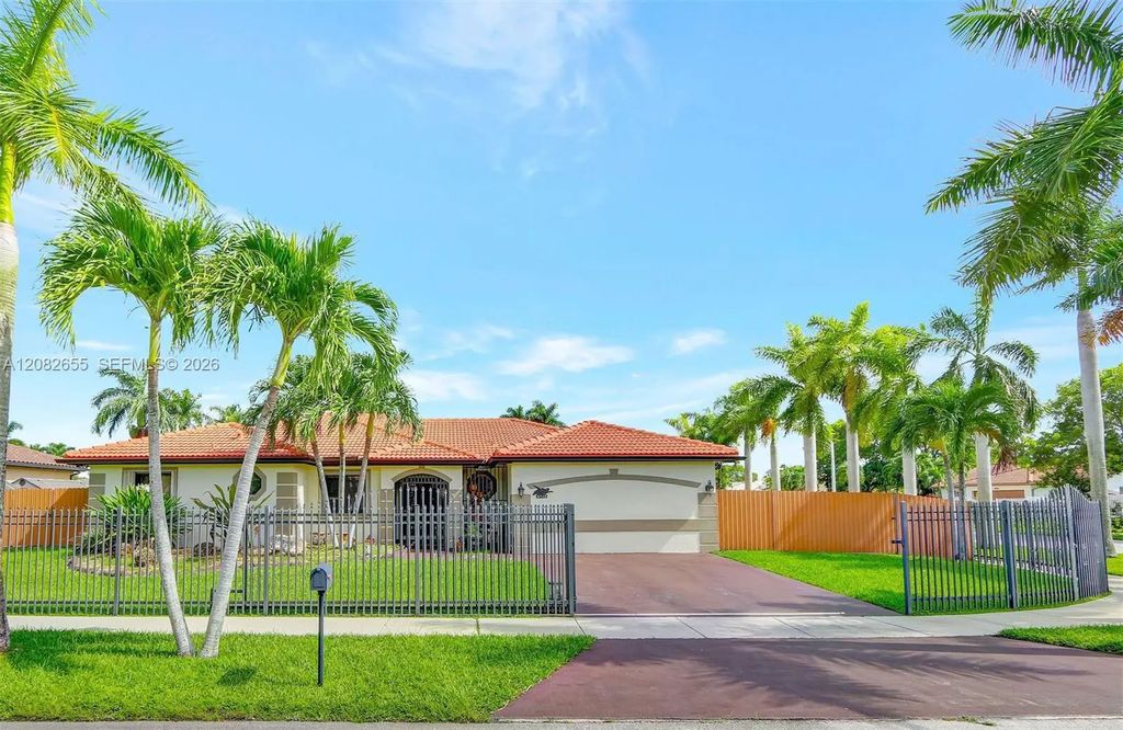 13203 Sw 205th Lane, Miami