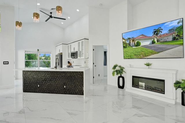 5 of 29 - 6965 Nw 29th Court, Margate, FL