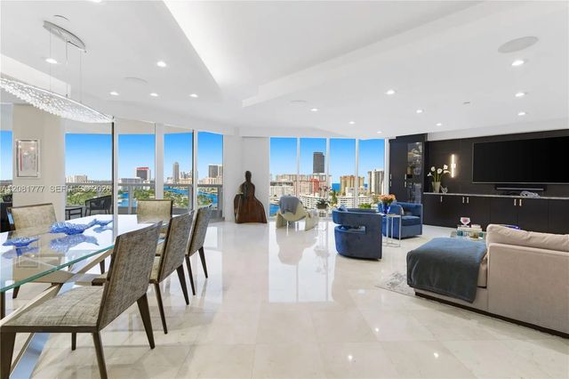 5 of 73 - 21200 Ne Point Place #1404, Aventura, FL