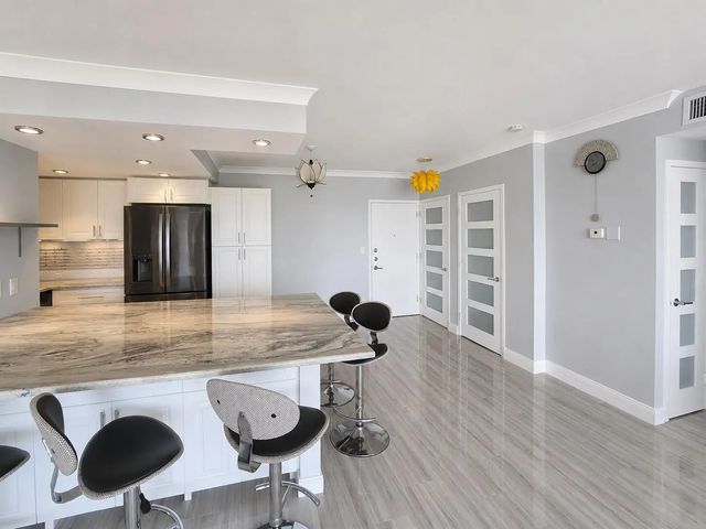 2800 N Flagler Drive #407, West Palm Beach