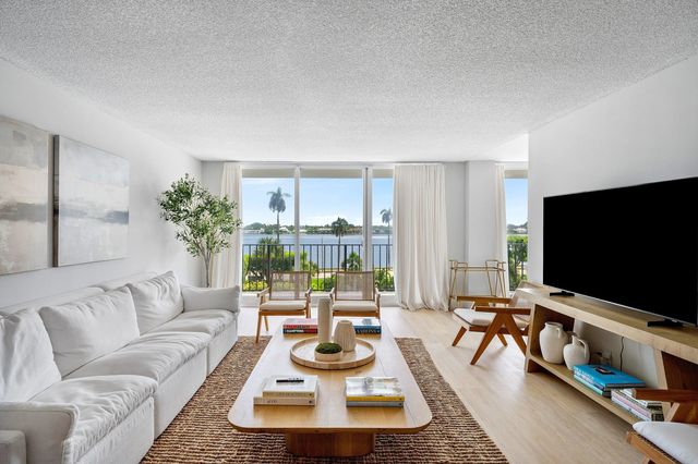 5 of 32 - 1701 S Flagler Drive #408, West Palm Beach, FL