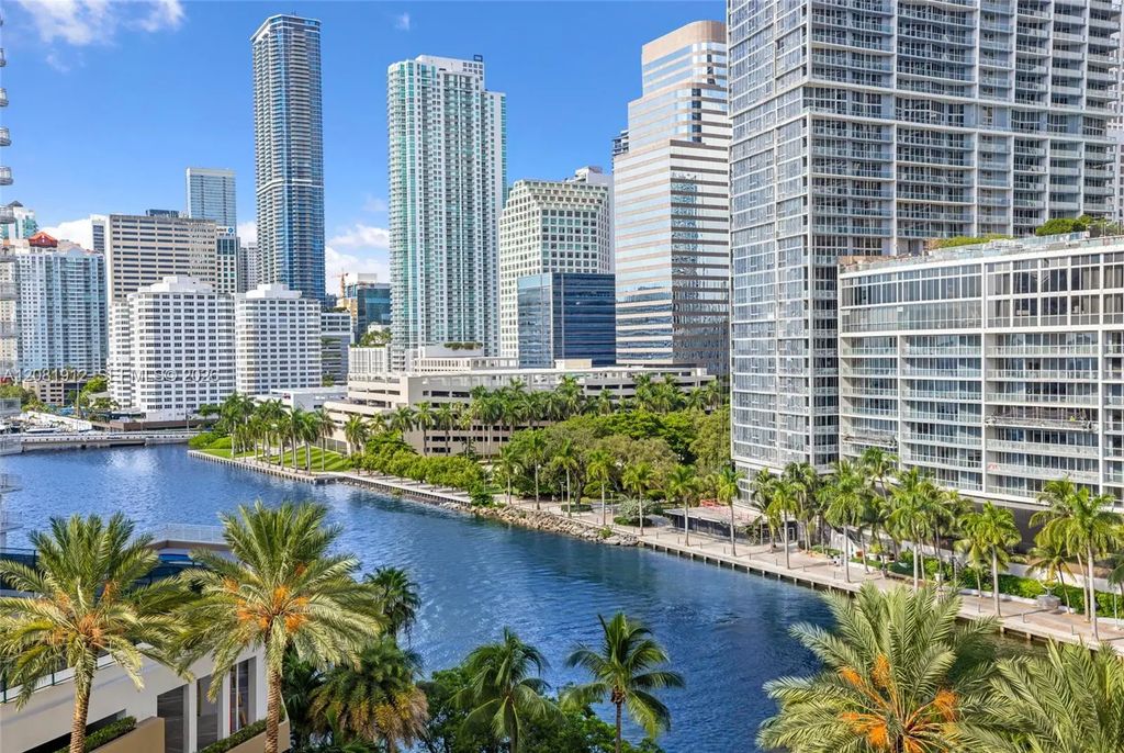901 Brickell Key Boulevard #1001, Miami