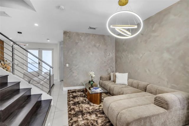 2 of 52 - 10545 Nw 63rd Terrace, Doral, FL