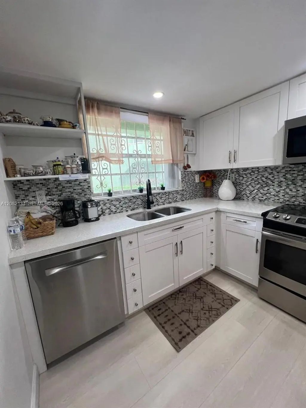 11183 Nw 7th Street #104, Miami