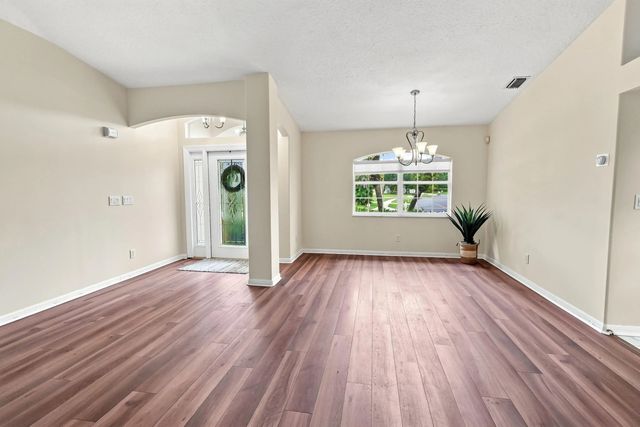 5 of 43 - 240 53rd Circle, Vero Beach, FL