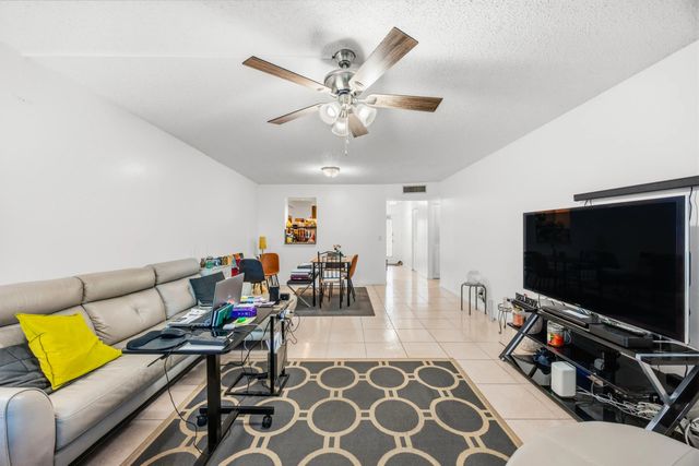 5 of 38 - 14723 Cumberland Drive #1070, Delray Beach, FL