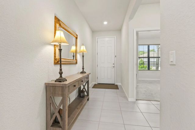 5 of 29 - 535 Se Villandry Way, Port St. Lucie, FL
