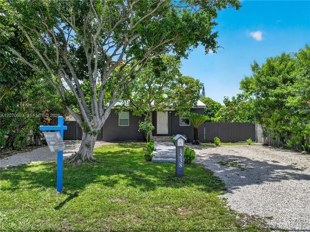 4 of 33 - 1238 Old Dixie Highway, Homestead, FL
